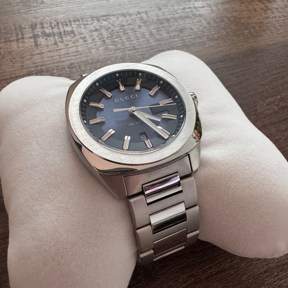 Gucci GG2570 Men's Watch, 41MM Model # YA142303 - Picture 3 of 9